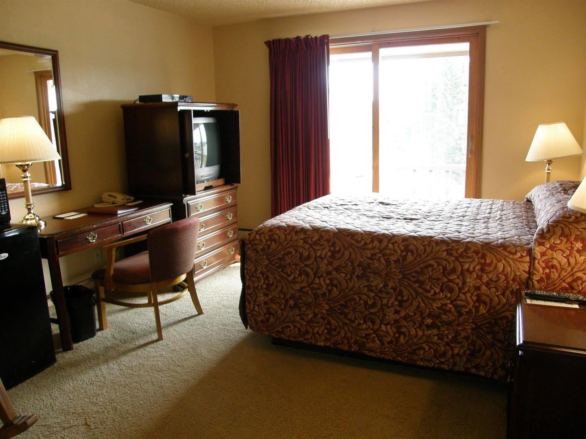 Beluga Lake Lodge Хомер Экстерьер фото
